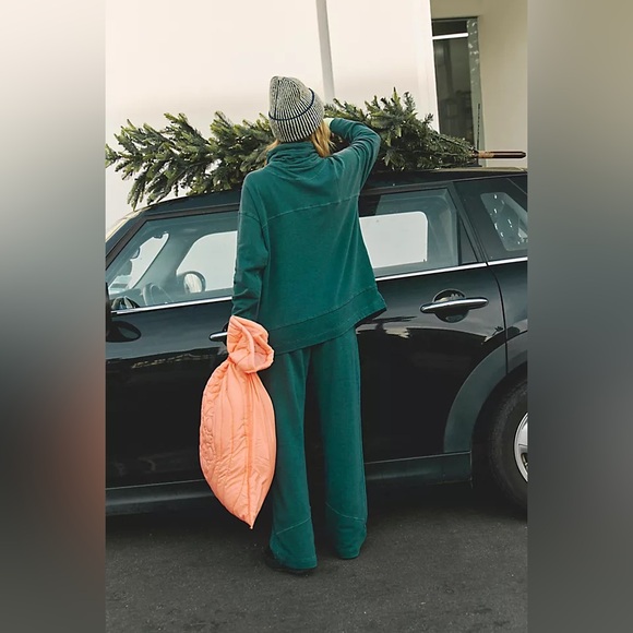 NWT! FP Free People Movement Ready To Go Set Sz Small - Picture 3 of 6